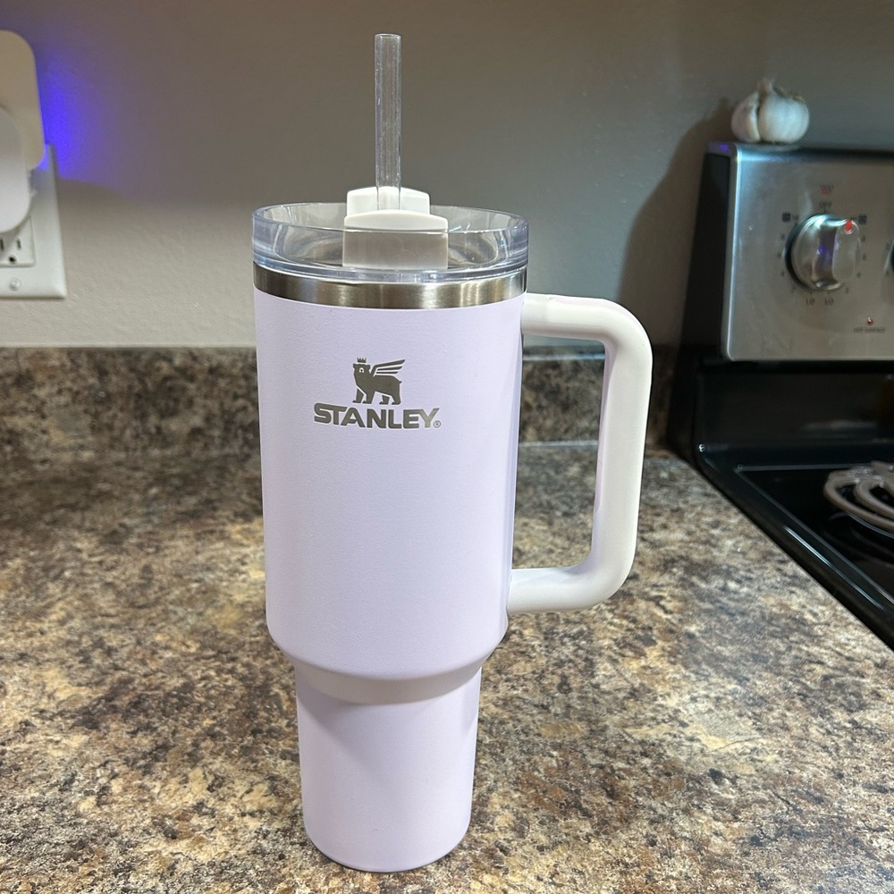 Stanley 40oz Quencher - Wisteria